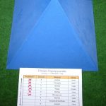 Plexiglaspyramide nächste Schicht - Moosgumi (Schicht5)